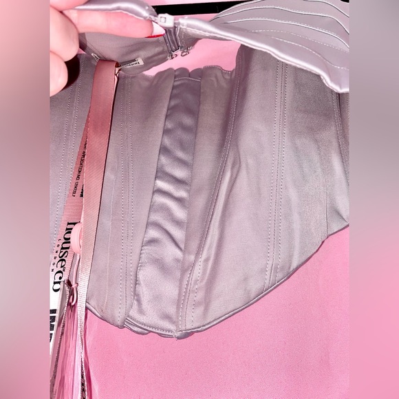 Alexandria w/ Corset House of CB Dress Vienne Lavender Gray Flowy Purple Medium - Picture 10 of 17